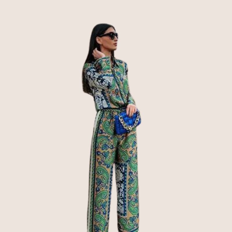 Isadora - Bohemisk paisley jumpsuit med knytskärp