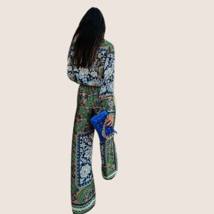 Isadora - Bohemisk paisley jumpsuit med knytskärp